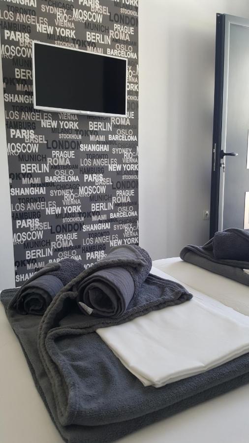 Grey House Apartamento Makarska Exterior foto