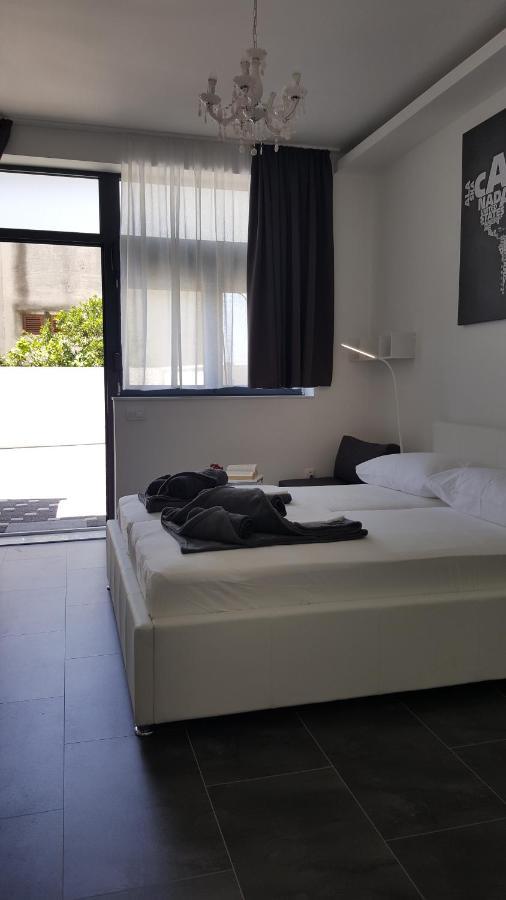 Grey House Apartamento Makarska Exterior foto