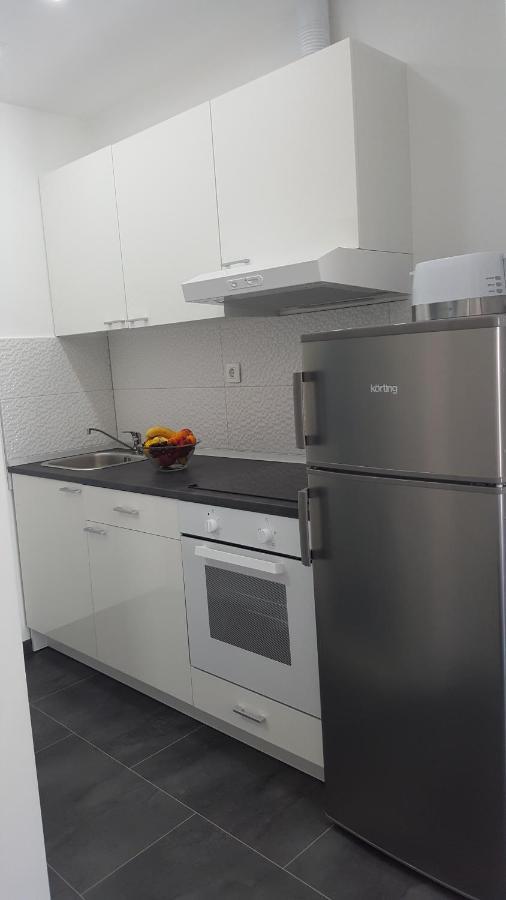 Grey House Apartamento Makarska Exterior foto