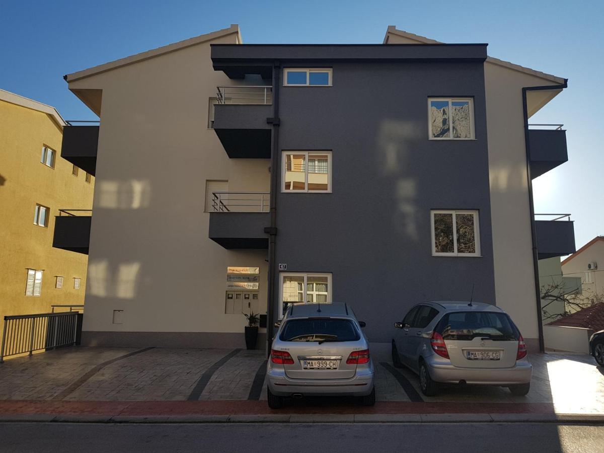 Grey House Apartamento Makarska Exterior foto