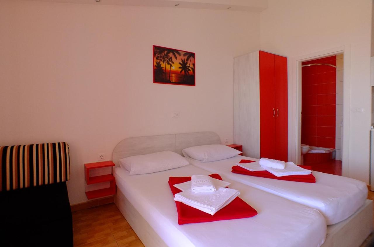 Grey House Apartamento Makarska Exterior foto