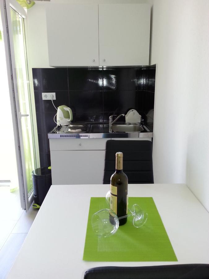 Grey House Apartamento Makarska Exterior foto